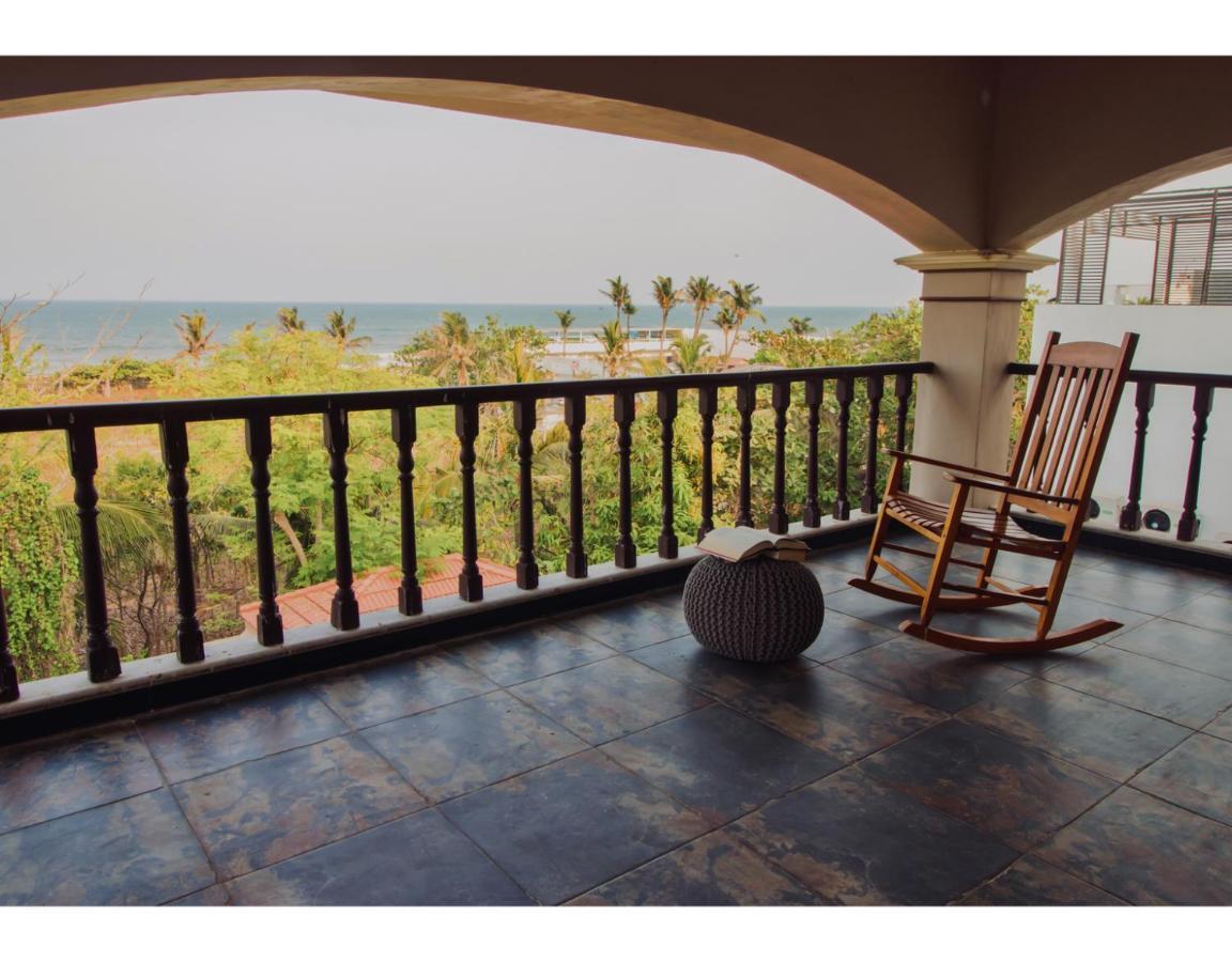 Costa Verde Luxury Seafront Villa เชนไน ภายนอก รูปภาพ